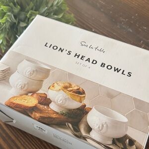 Sur La Table White Lion's Head Ceramic Bowls - Set of 4 French onion soup ☃️